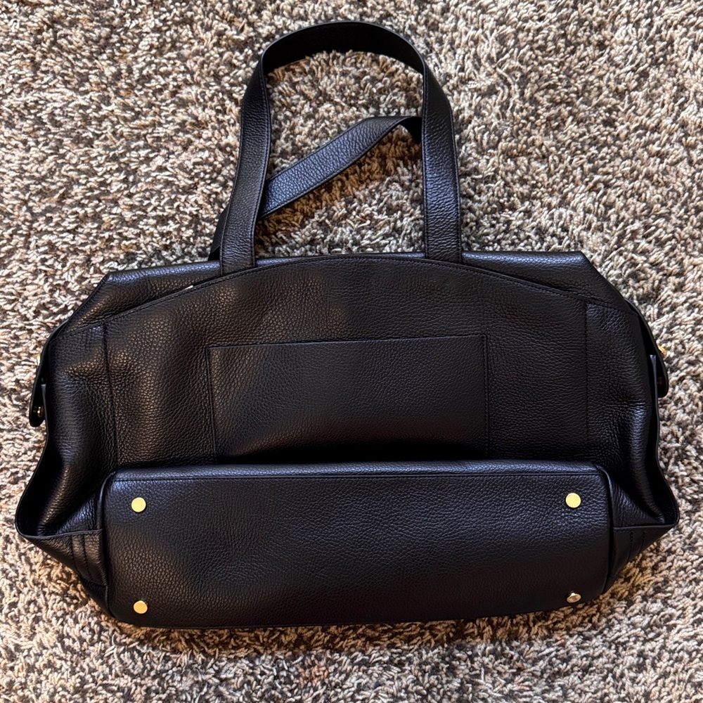 New Cuyana Overnight Leather Bag - Picture 3 of 9